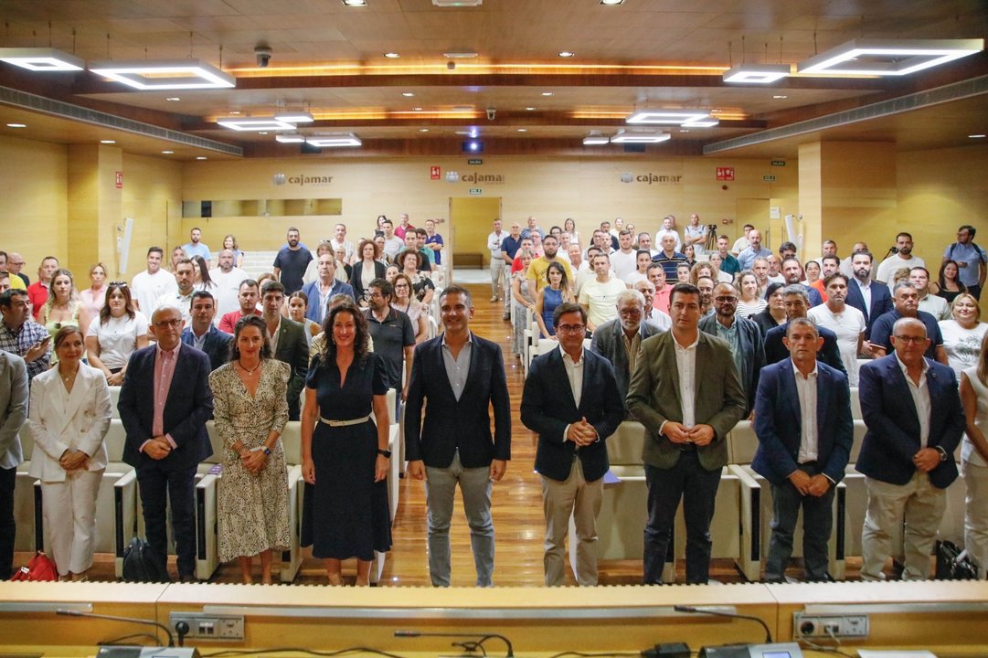 Entrega de ayudas a la modernización de invernaderos en Almería (Foto Junta de Andalucía)