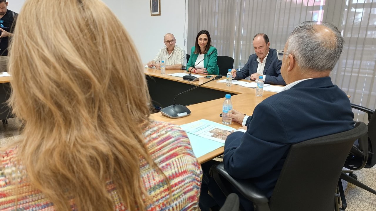 Reunión de la Comisión Territorial del Seguro Agrario presidida por Sara Rubira (Foto CARM)