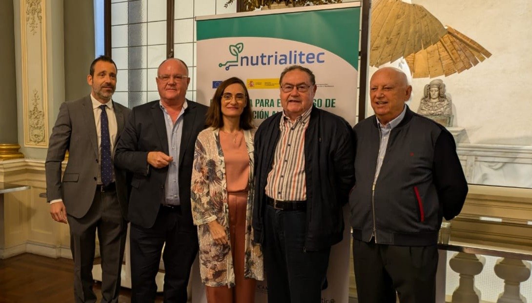 Responsables y técnicos del CTNC en la Jornada Alimentaria de Agrupal (Foto CTNC)